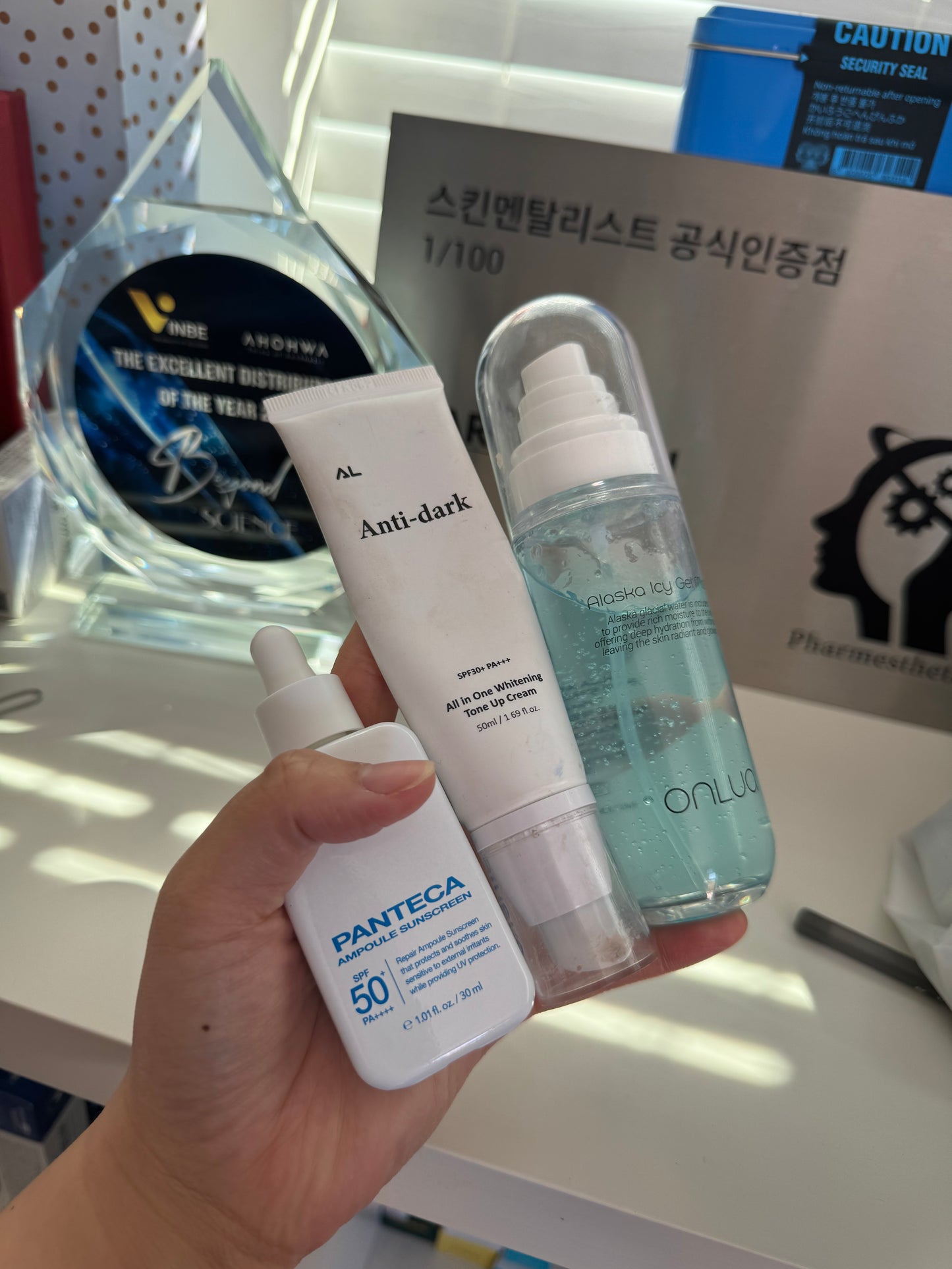 Sunscreen SPF 50+ Ampoules chống nắng treatment phù hợp mọi da